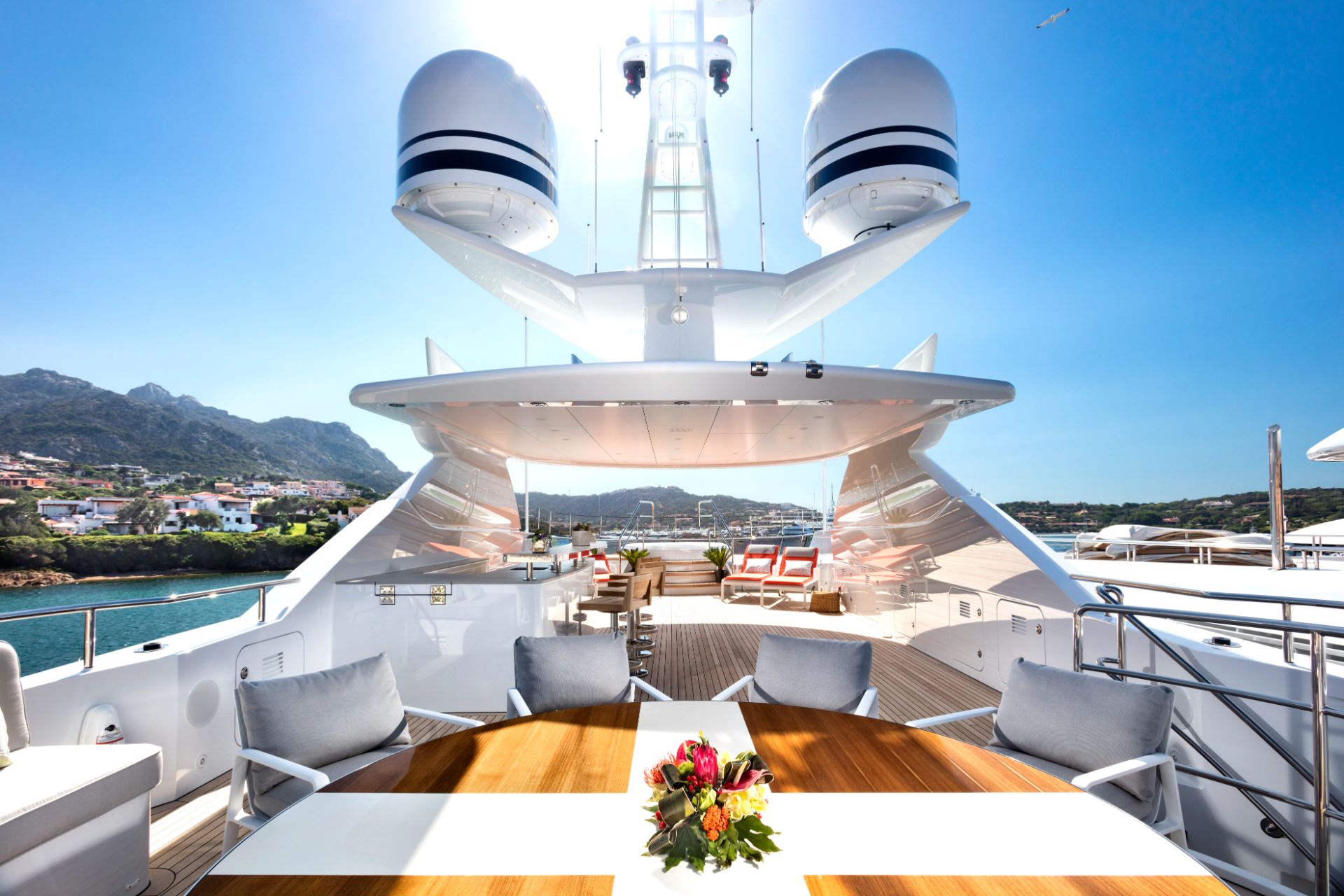 cruise yacht home